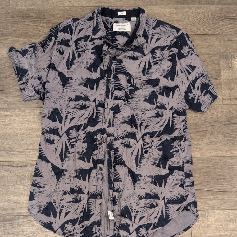 Goodfellow & Co Men's Navy and Light Gray Patterned Shirt